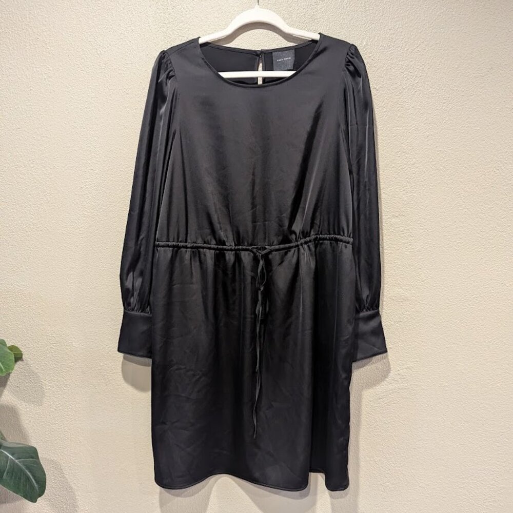 Alex Marie Black Long-Sleeve Cinched Waist Dress – Size 8